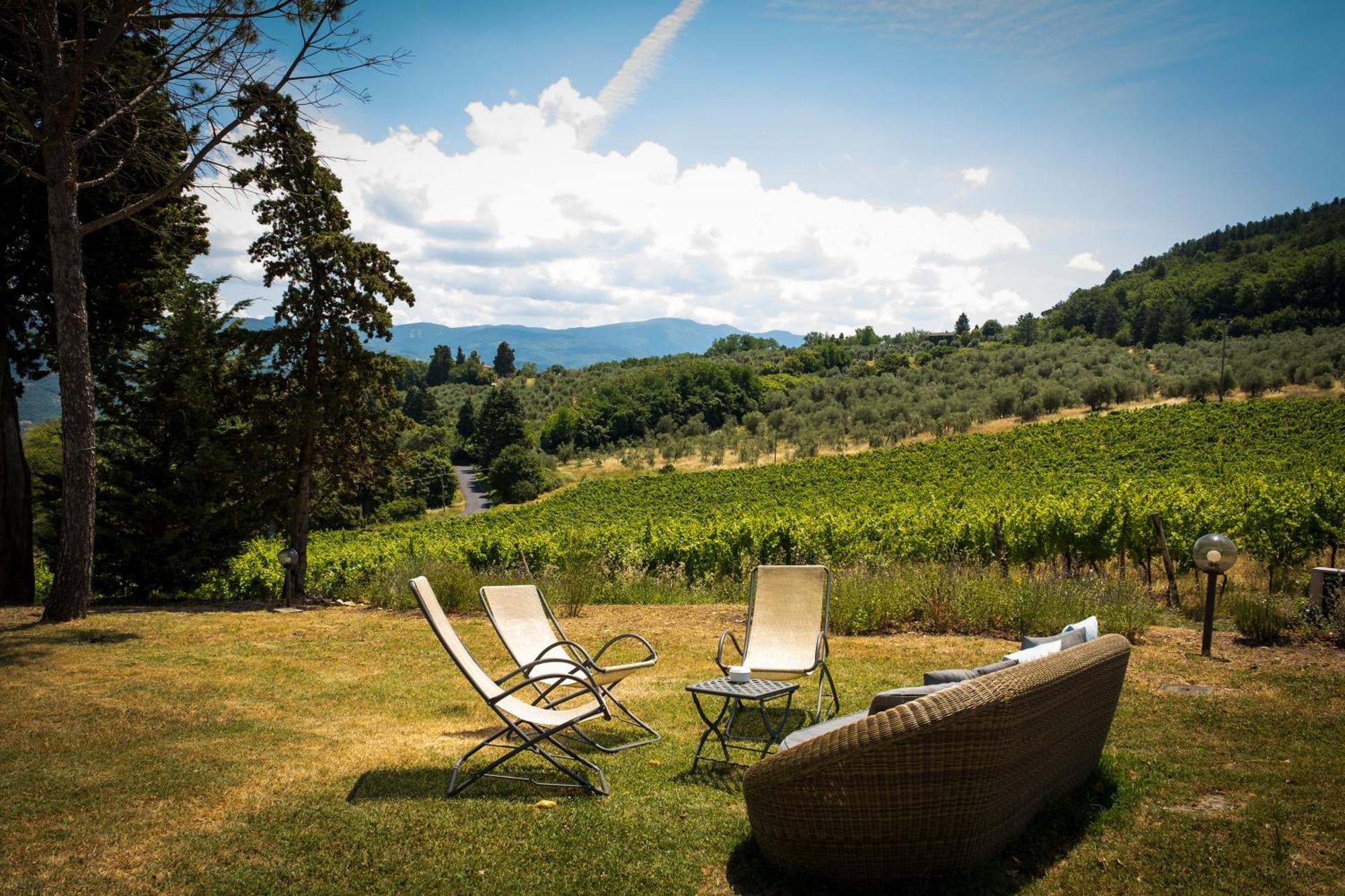 Agriturismo Fattoria Lavacchio Понтассьеве Экстерьер фото