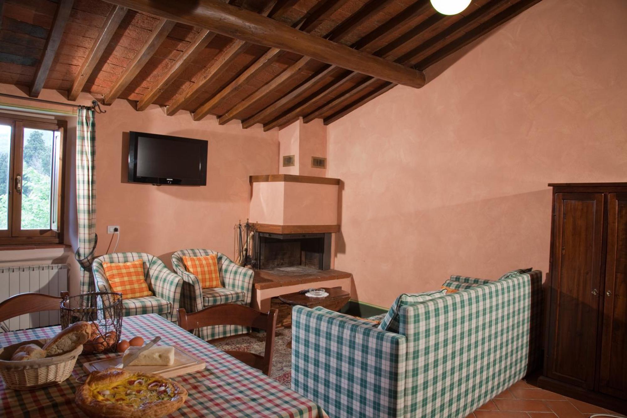 Agriturismo Fattoria Lavacchio Понтассьеве Экстерьер фото