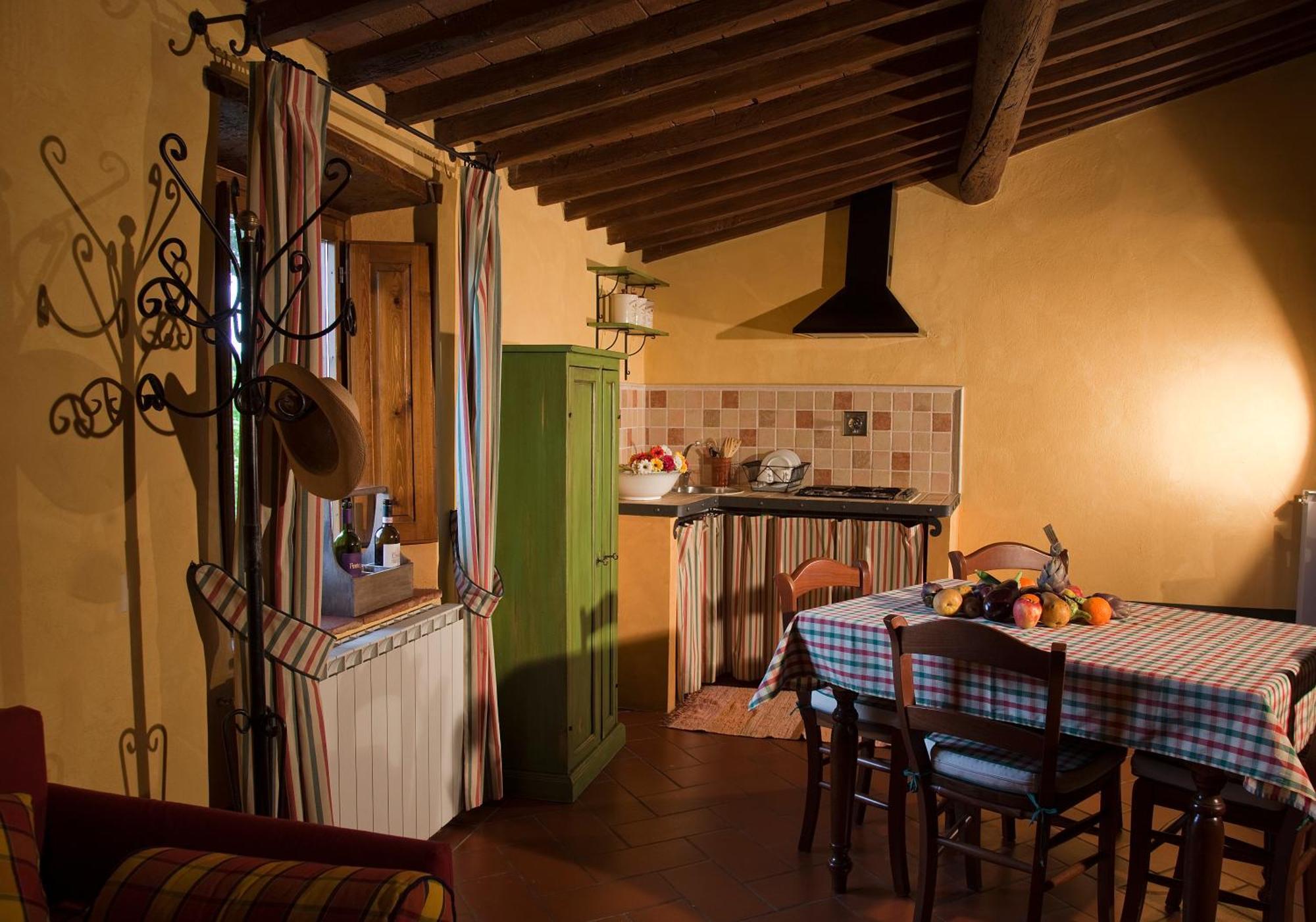 Agriturismo Fattoria Lavacchio Понтассьеве Экстерьер фото